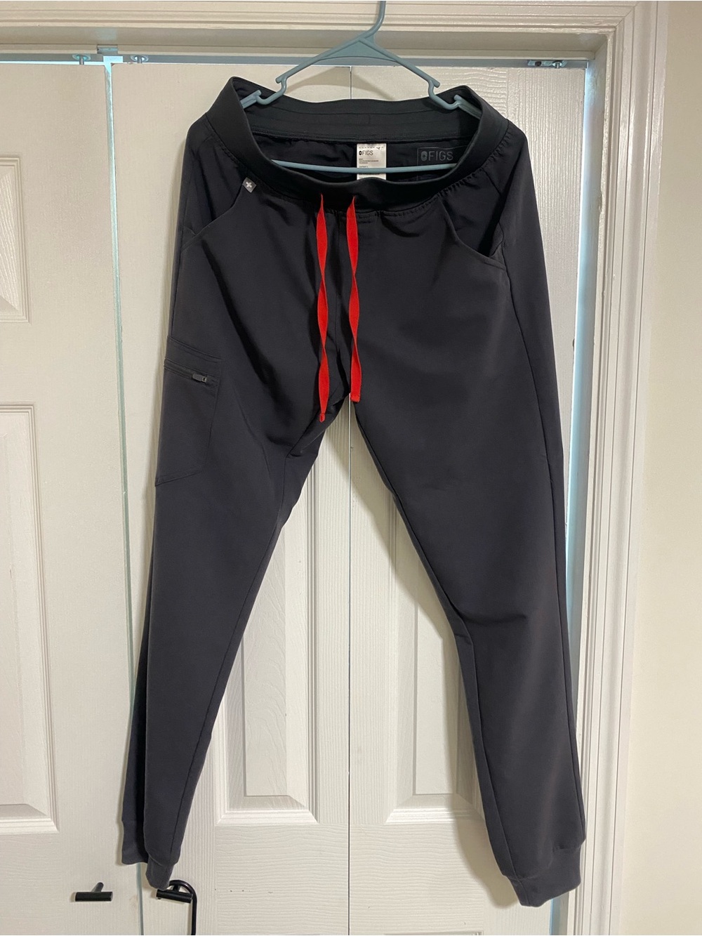 Women’s Figs Jogger Scrub Pants